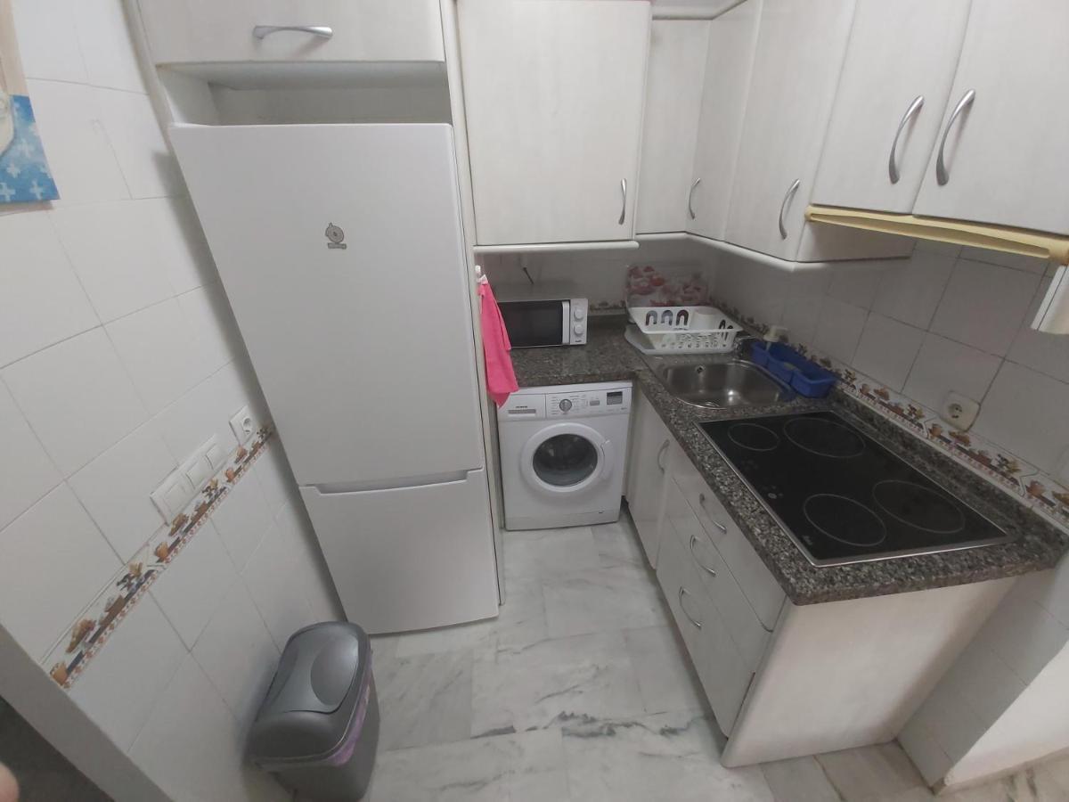 Apartamento Sostoa 4 Apartment Малага Екстериор снимка