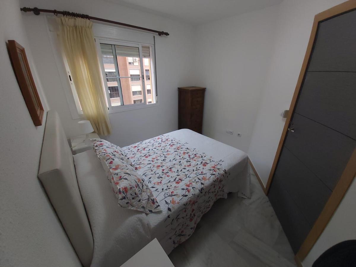 Apartamento Sostoa 4 Apartment Малага Екстериор снимка
